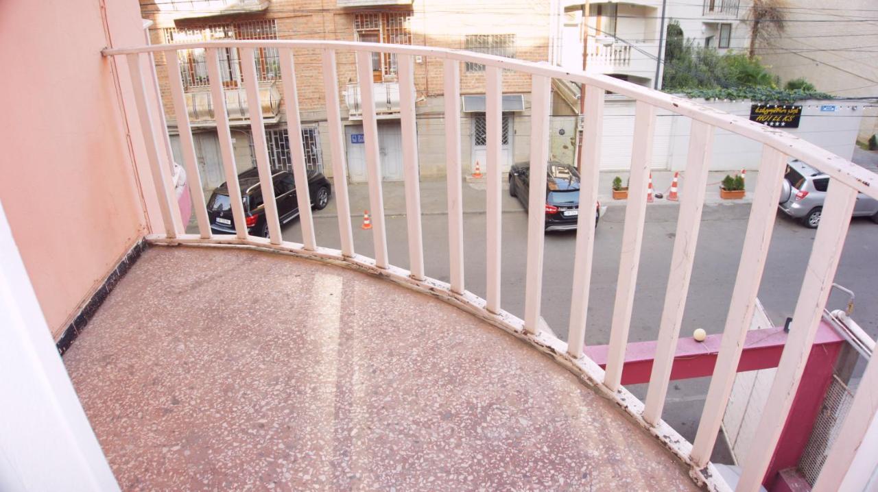 Elite Lux Hotel Tbilisi Esterno foto