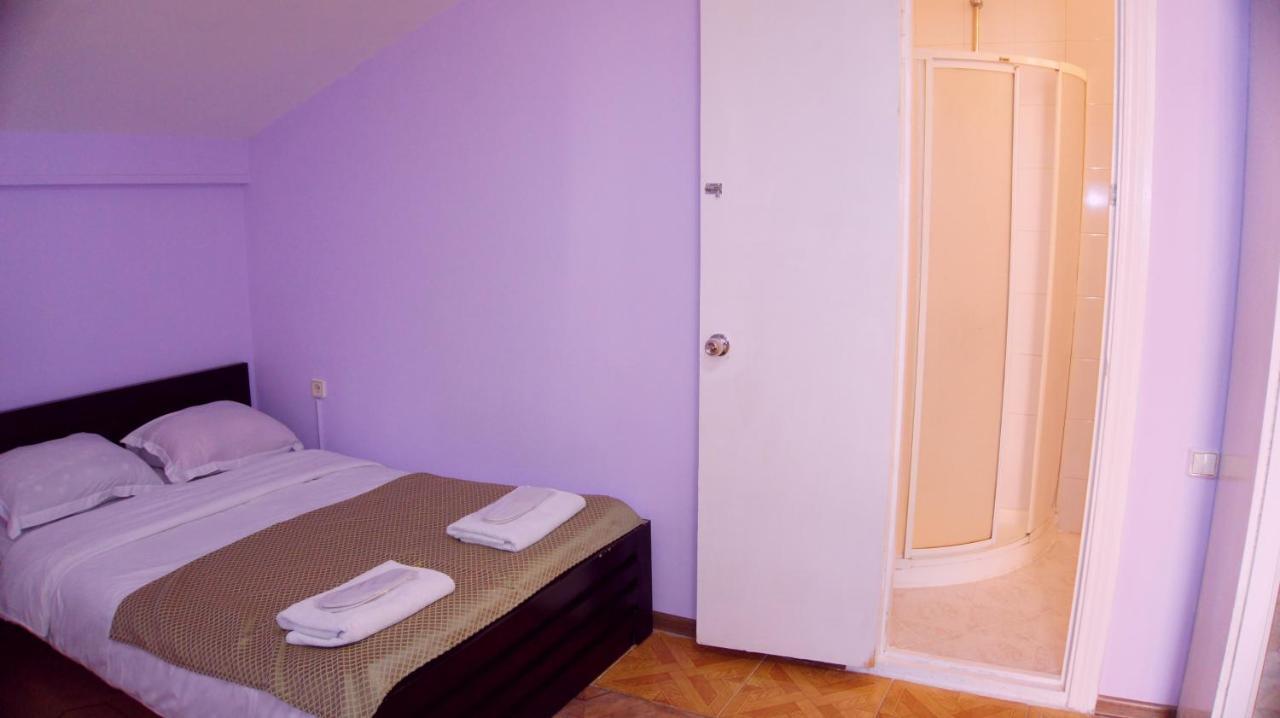 Elite Lux Hotel Tbilisi Esterno foto