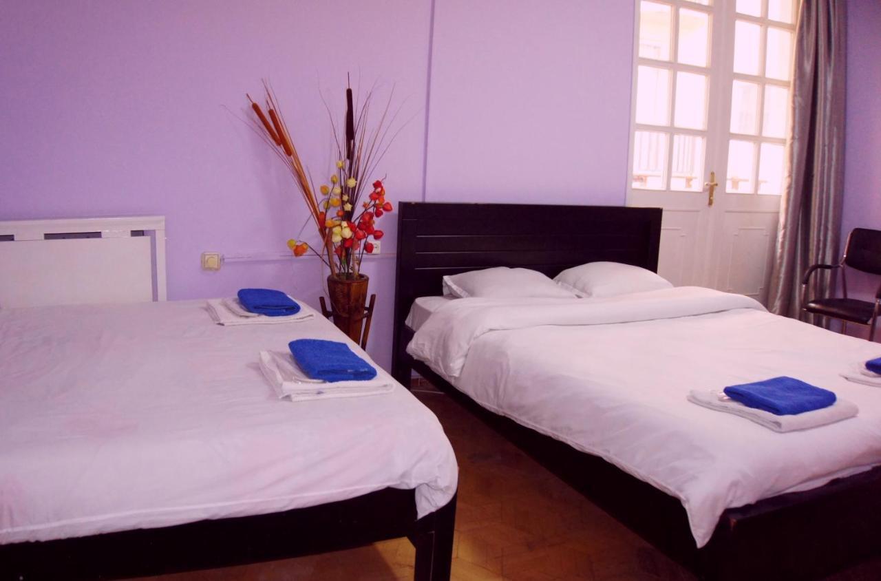 Elite Lux Hotel Tbilisi Esterno foto