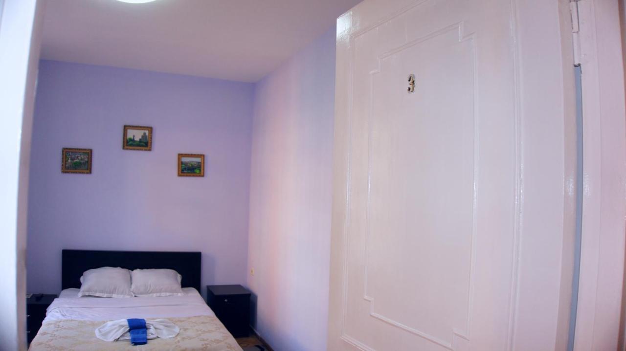 Elite Lux Hotel Tbilisi Esterno foto