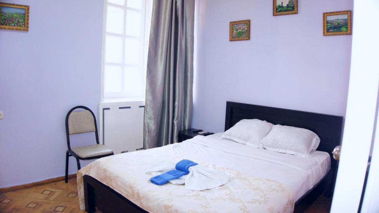 Elite Lux Hotel Tbilisi Esterno foto