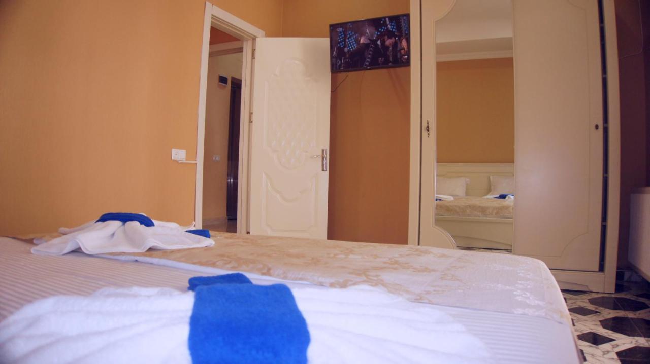 Elite Lux Hotel Tbilisi Esterno foto