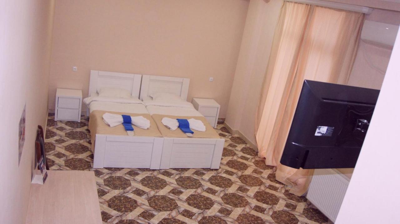 Elite Lux Hotel Tbilisi Esterno foto