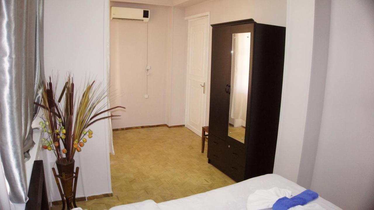 Elite Lux Hotel Tbilisi Esterno foto